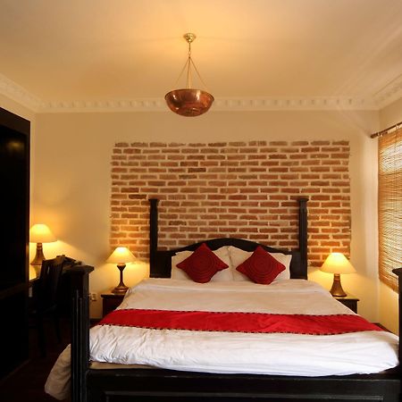 Hotel Thorong Peak Kathmandu Buitenkant foto